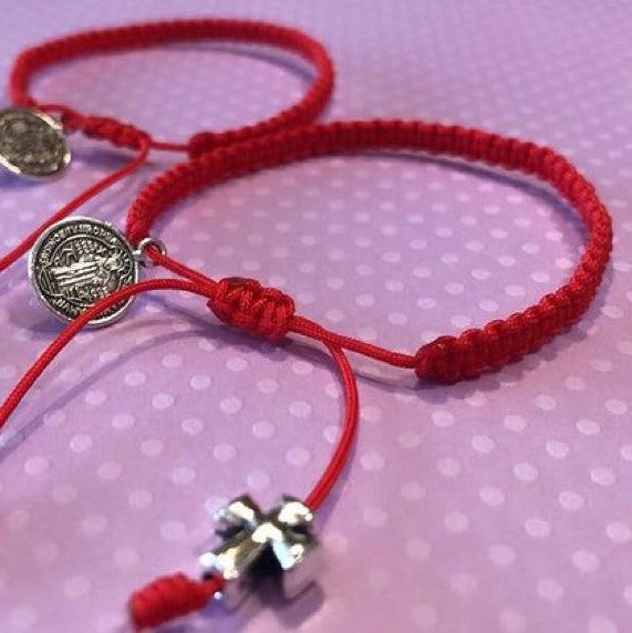 Saint Benedict & Cross macramé bracelet - Kids