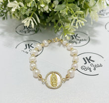 Load image into Gallery viewer, Virgen de Guadalupe Bracelet
