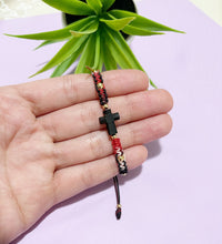 Load image into Gallery viewer, Azabache Cross Bracelet
